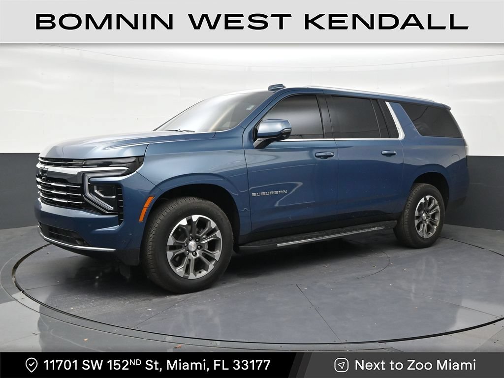 Used 2025 Chevrolet Suburban LT w/ Comfort Package