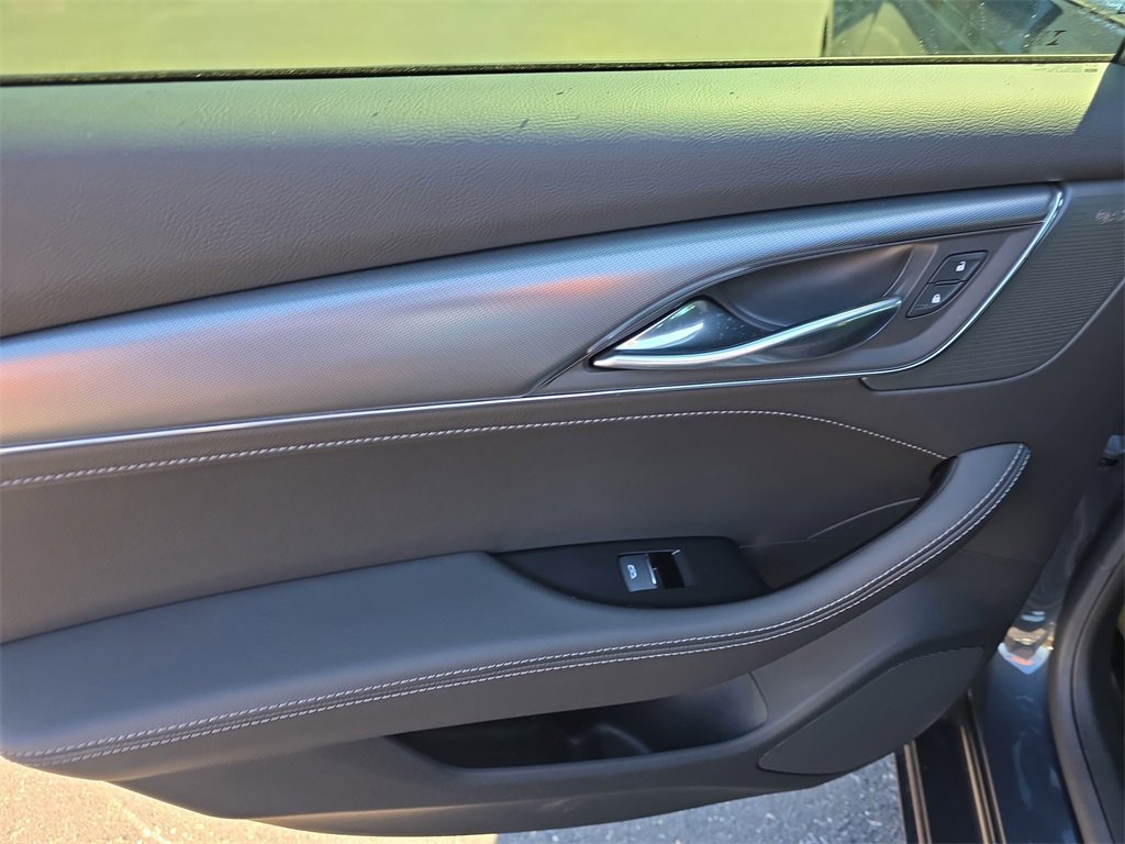 Used 2025 Cadillac CT5 Premium Luxury image 9