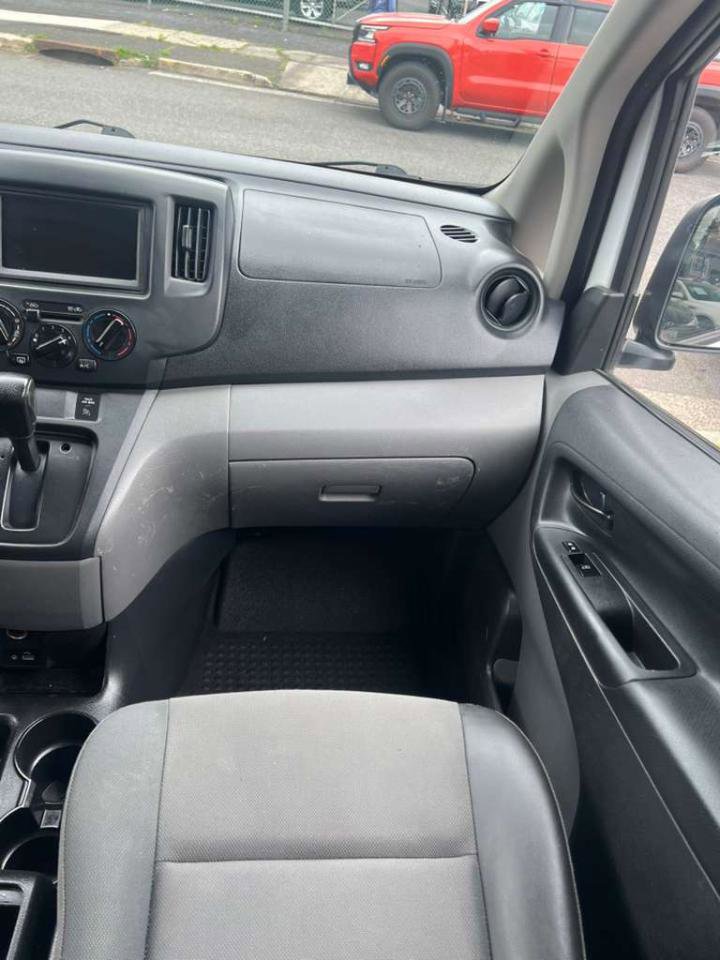Used 2021 Nissan NV200 S w/ Back Door Glass Package FWD image 24