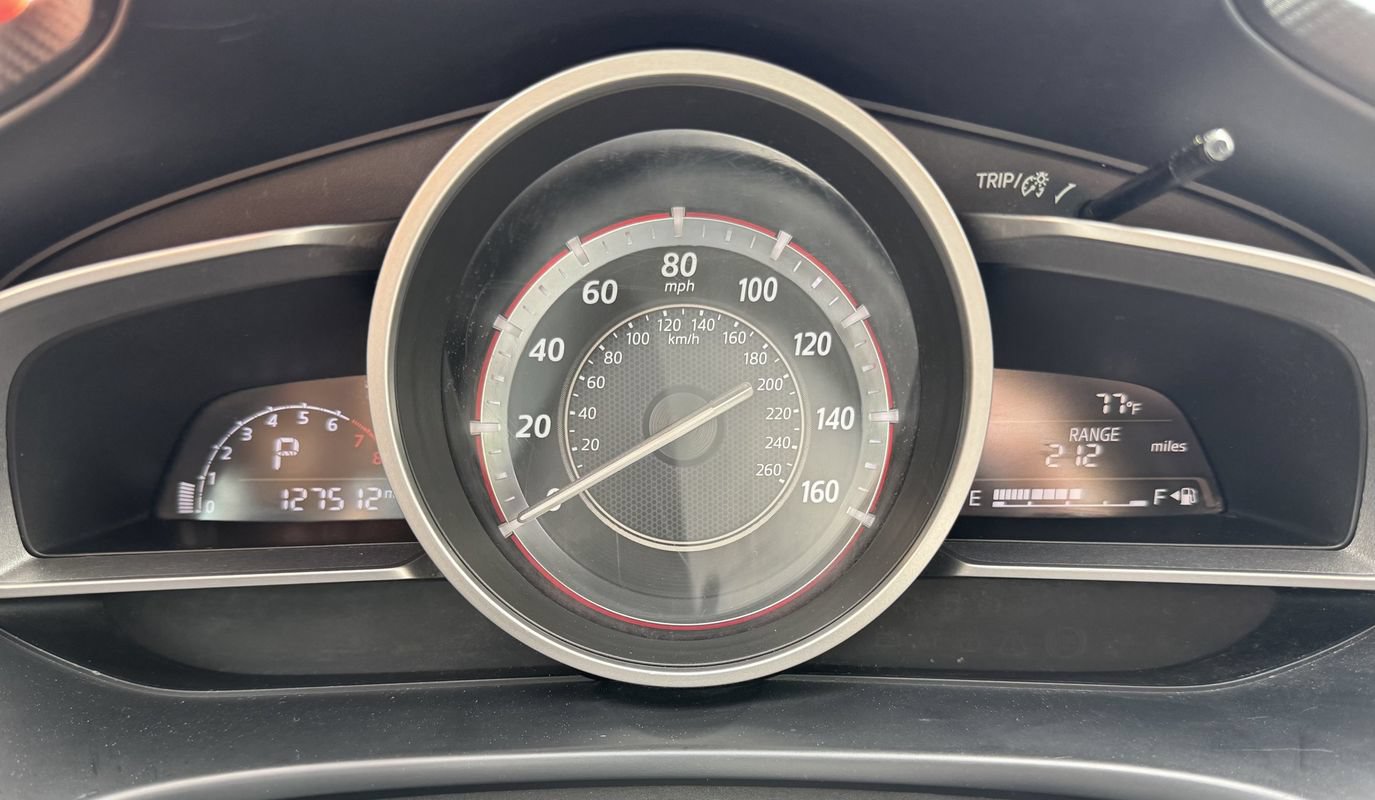 Used 2015 MAZDA MAZDA3 i Touring FWD image 19