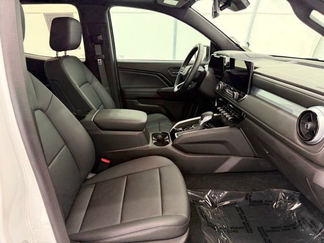 Used 2024 Chevrolet Colorado LT w/ LT Convenience Package III image 19