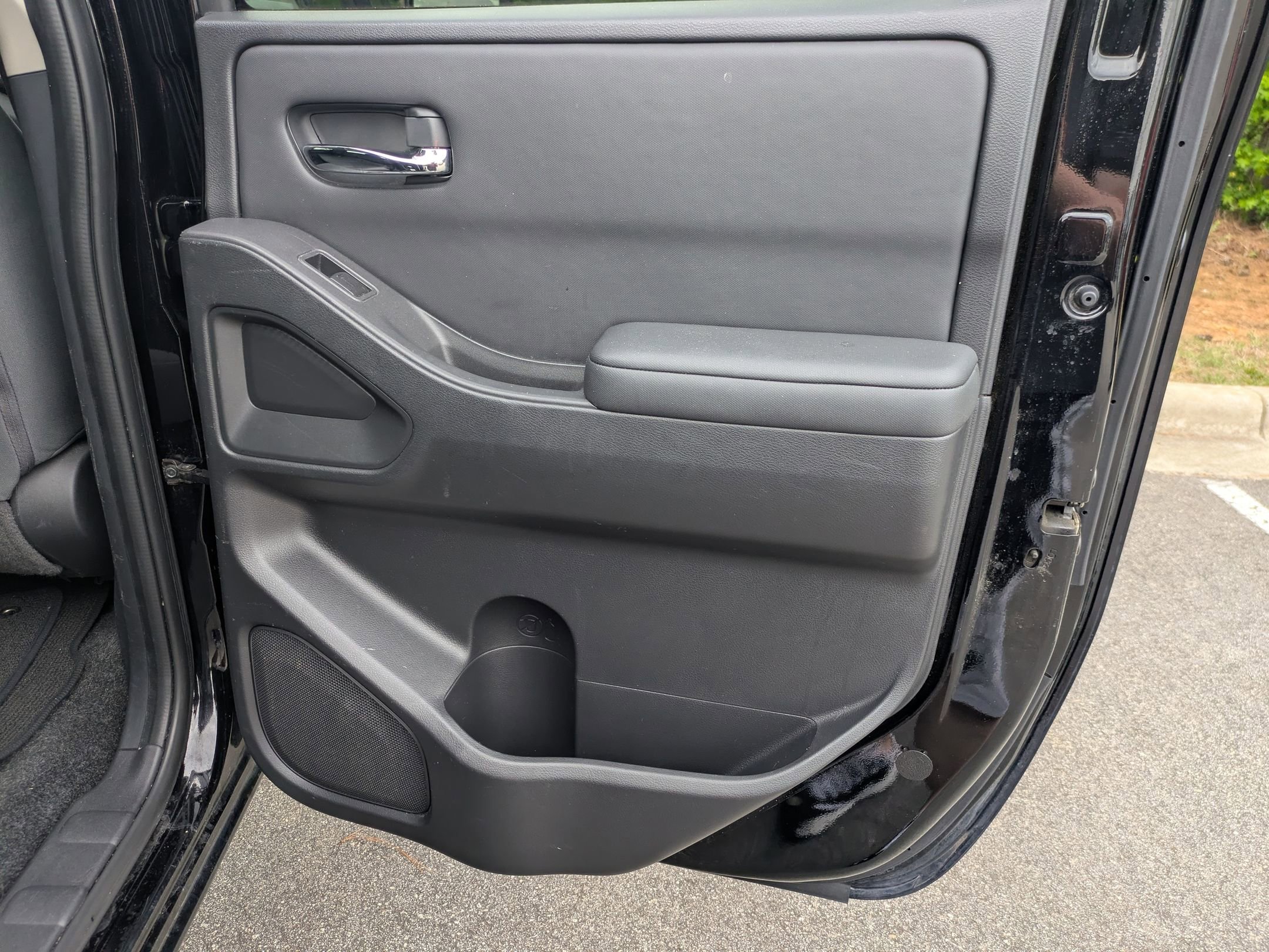Used 2022 Nissan Frontier SV AWD/4WD image 30