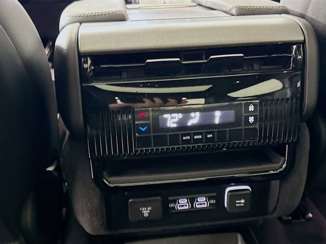 New 2026 Jeep Grand Wagoneer 4WD image 24