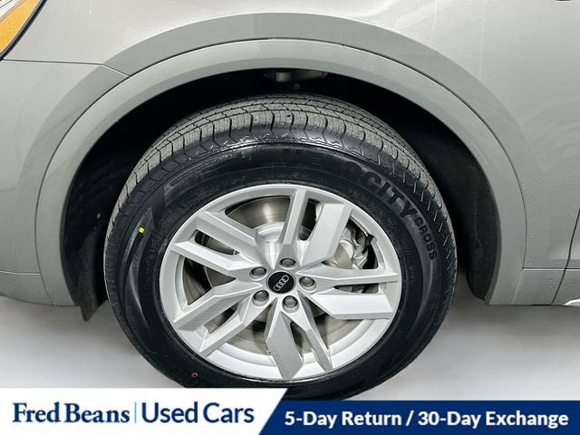 Used 2023 Audi Q5 2.0T Premium w/ Convenience Package image 32