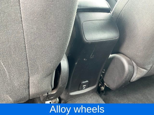 Used 2018 Chevrolet Cruze LT w/ Convenience Package image 18