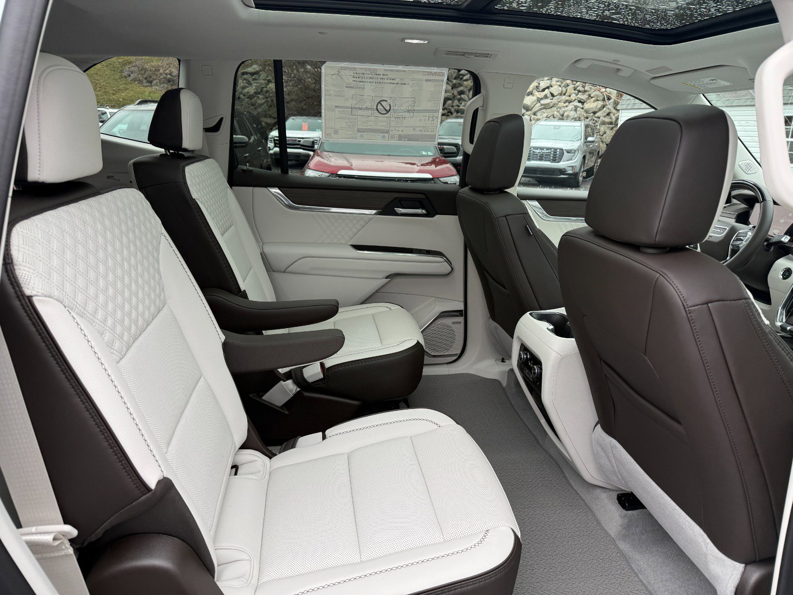 New 2026 GMC Acadia Denali w/ Super Cruise Package image 22