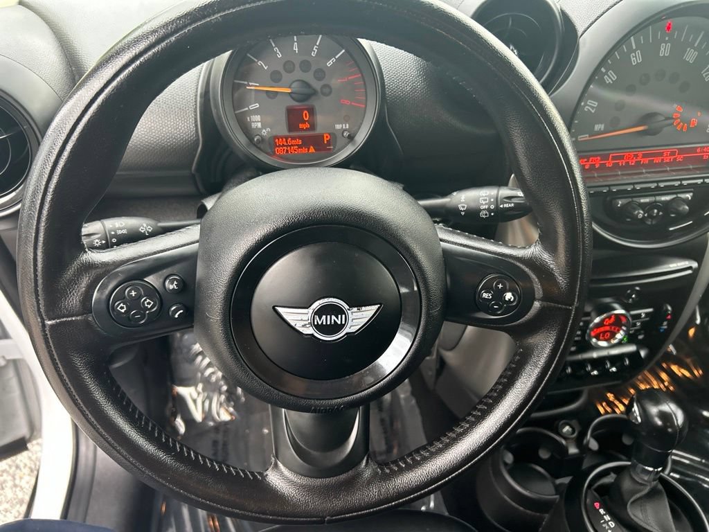 Used 2015 MINI Cooper Paceman FWD image 32