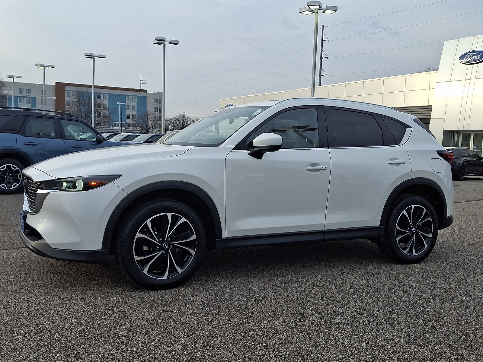 Used 2023 MAZDA CX-5 AWD 2.5 S w/ Premium Plus Pkg image 5
