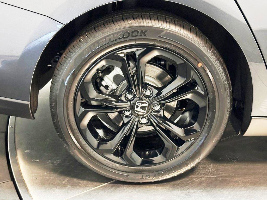 New 2025 Honda Accord SE image 11