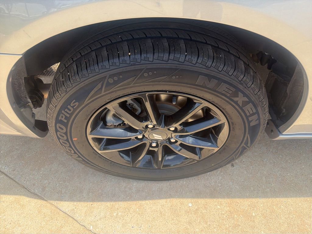 Used 2020 Dodge Grand Caravan SE FWD image 25
