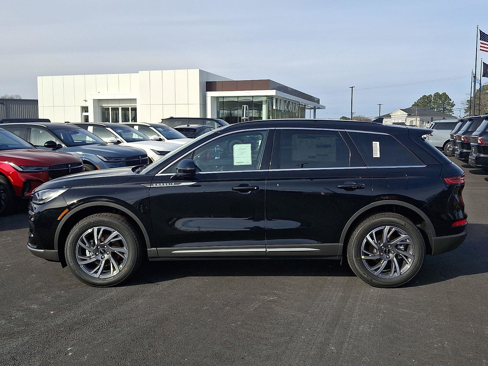 New 2026 Lincoln Corsair Premiere image 5