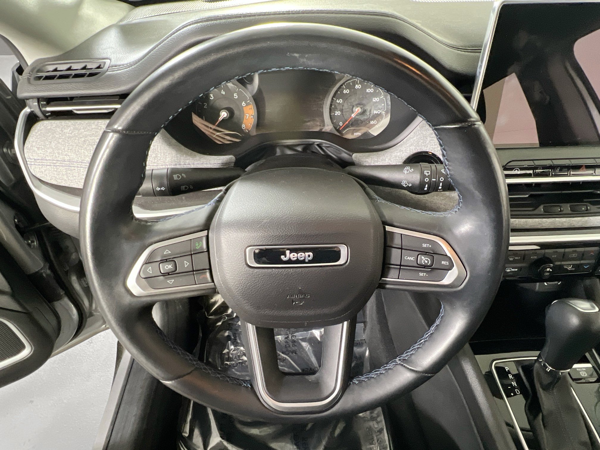 Used 2022 Jeep Compass Latitude w/ Convenience Group AWD/4WD image 11