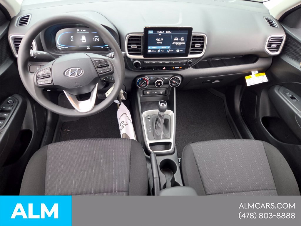 Used 2026 Hyundai Venue SE FWD image 8
