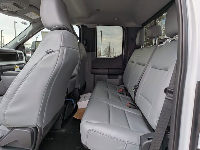 New 2026 Ford F550 4x4 Supercab Super Duty image 12