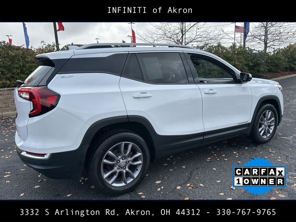 Used 2022 GMC Terrain SLT w/ Tech Package image 16