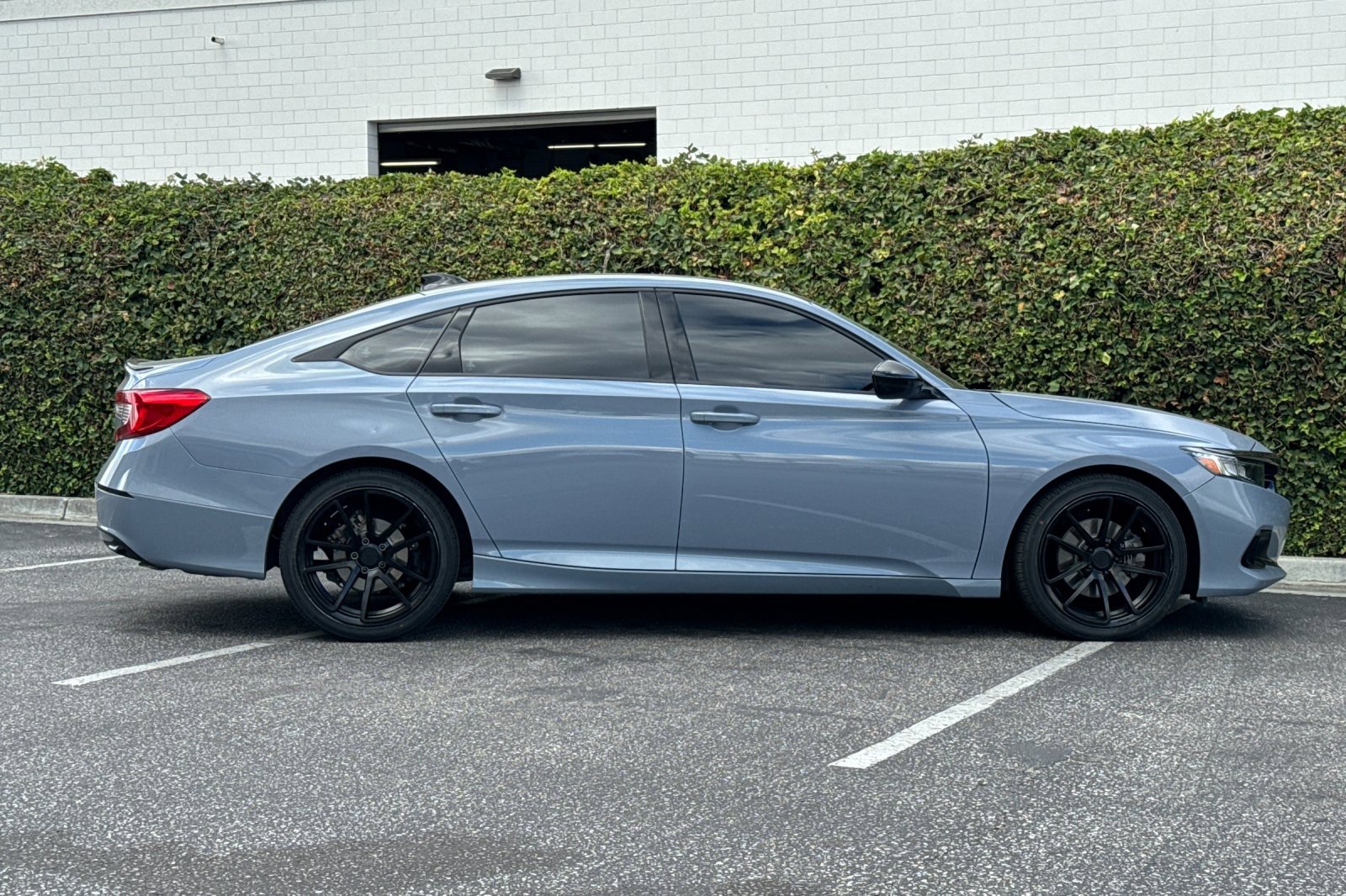 Used 2022 Honda Accord Sport image 3