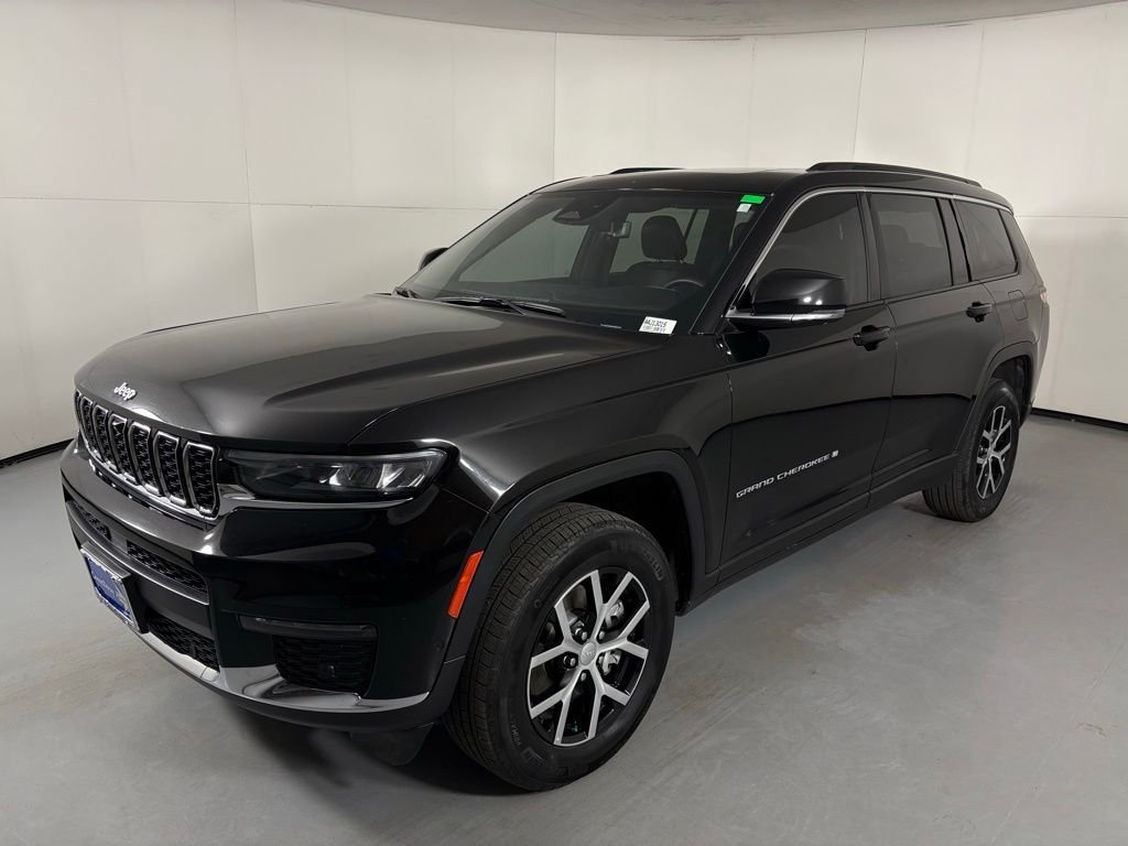 Used 2024 Jeep Grand Cherokee L Limited w/ Luxury Tech Group II AWD/4WD image 4