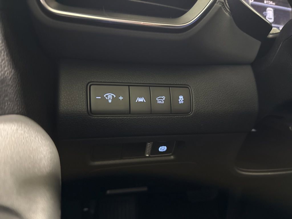 Used 2023 Hyundai Santa Fe SEL image 21