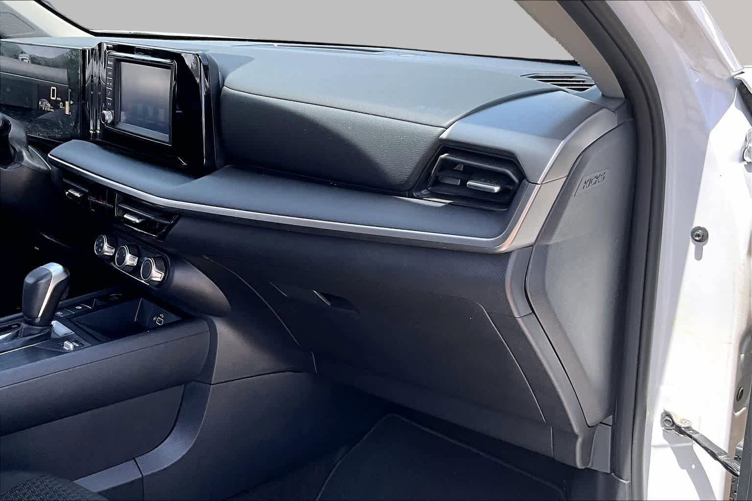 Certified 2025 Nissan Kicks S FWD image 17