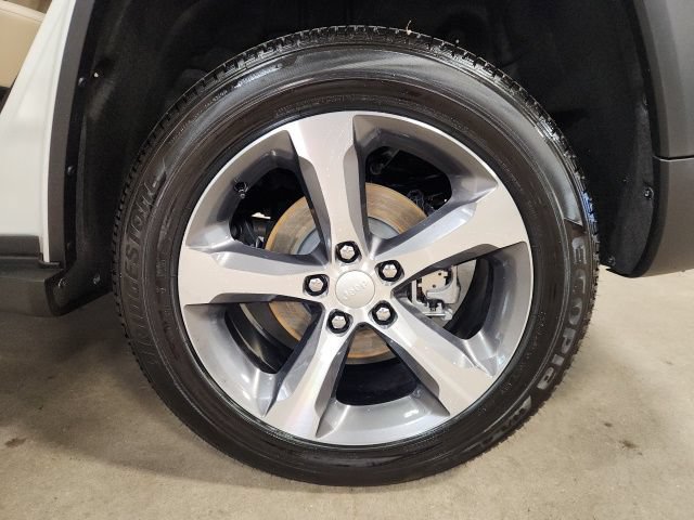 Used 2026 Jeep Grand Cherokee Limited w/ Luxury Tech Group II AWD/4WD image 26