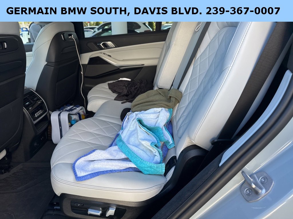 Certified 2024 BMW X7 xDrive40i w/ M Sport Package image 20