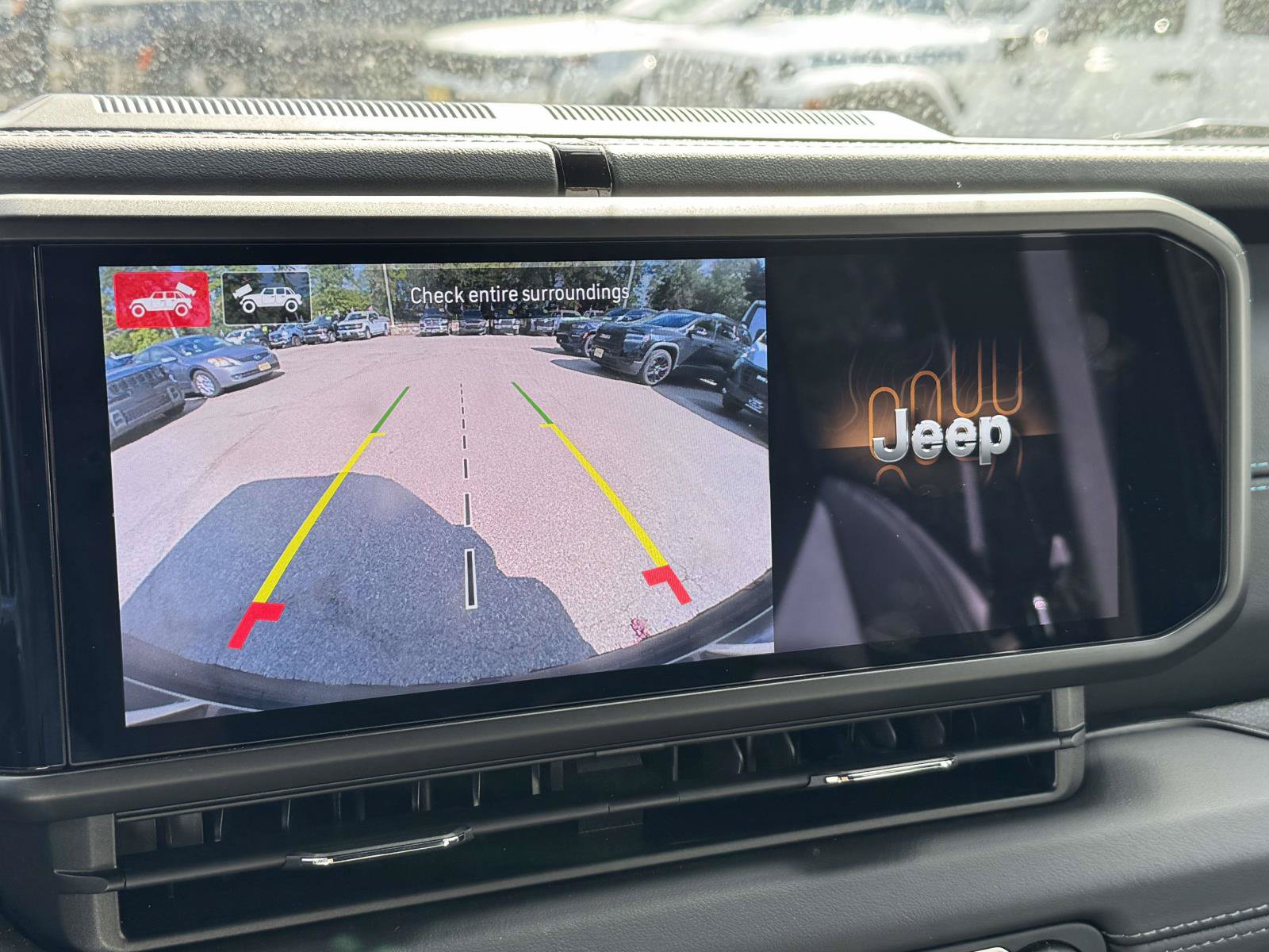 Used 2024 Jeep Wrangler High Altitude AWD/4WD image 23