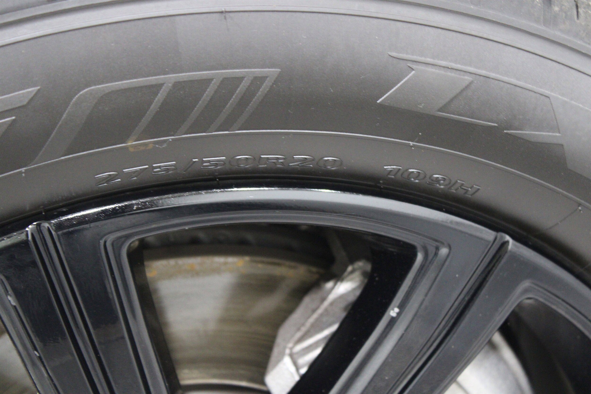 Used 2020 Mercedes-Benz GLS 450 4MATIC w/ Convenience Package image 43