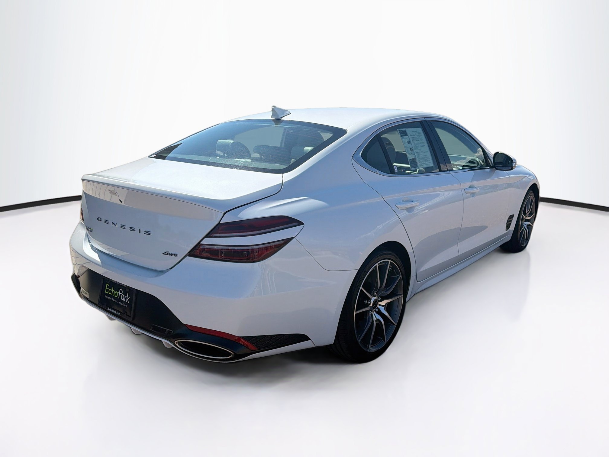 Used 2025 Genesis G70 2.5T AWD/4WD image 9