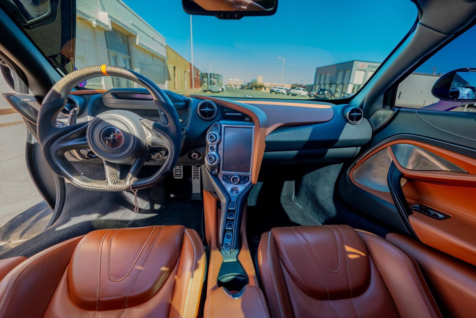 Used 2018 McLaren 720S RWD image 11