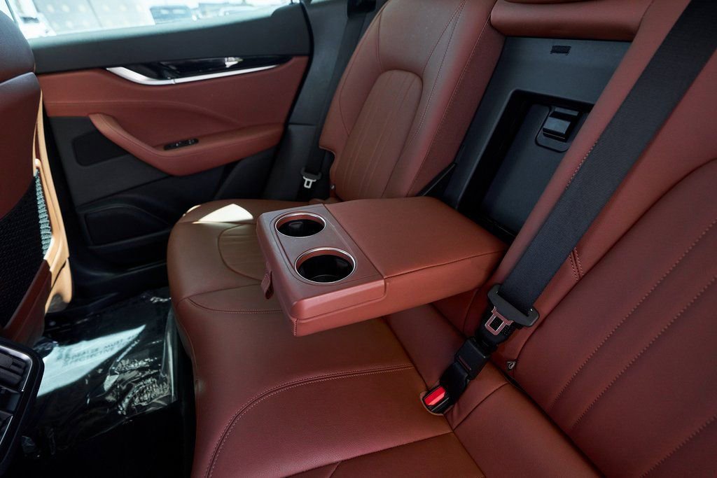 Used 2022 Maserati Levante GT image 30