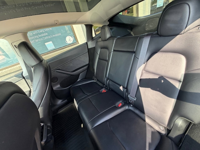 Used 2023 Tesla Model Y Long Range AWD/4WD image 14
