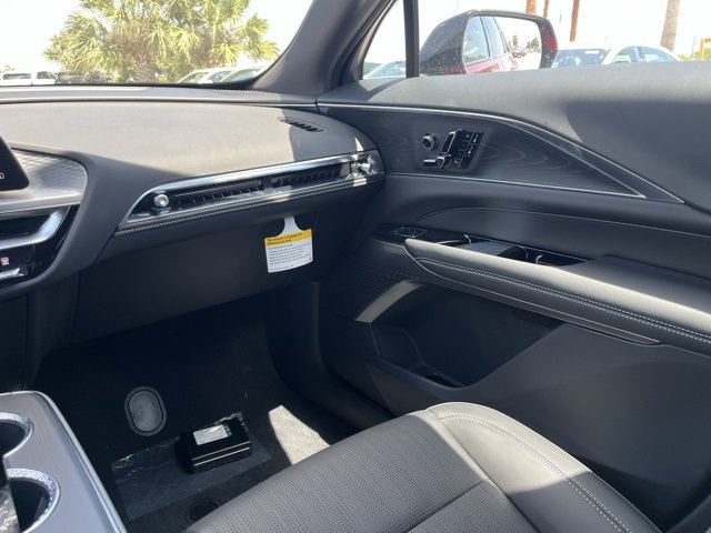 New 2025 Cadillac Lyriq Luxury image 20