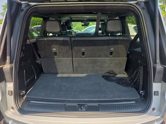 Used 2023 Jeep Wagoneer Series II AWD/4WD image 13
