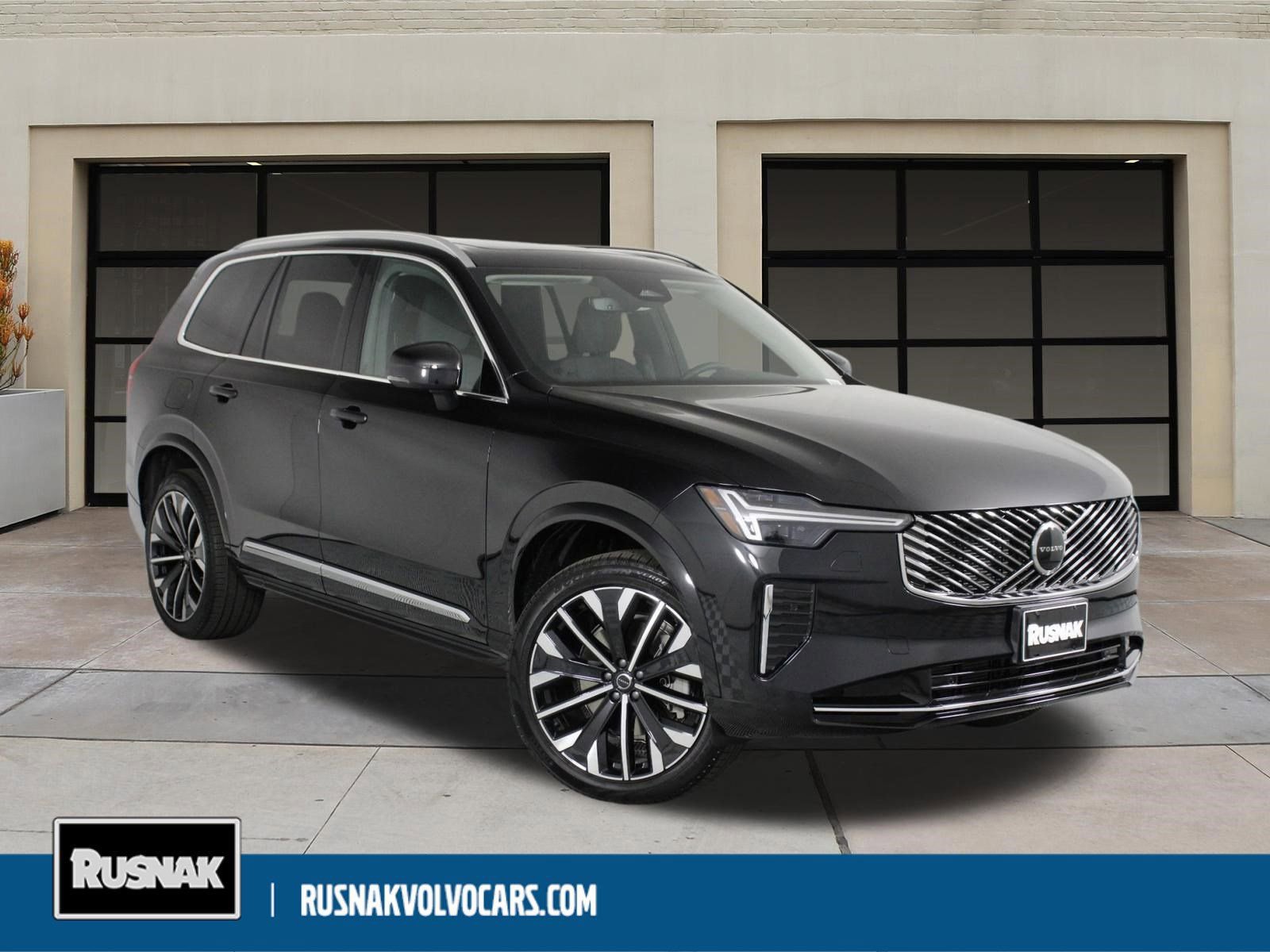 New 2026 Volvo XC90 B5 Core
