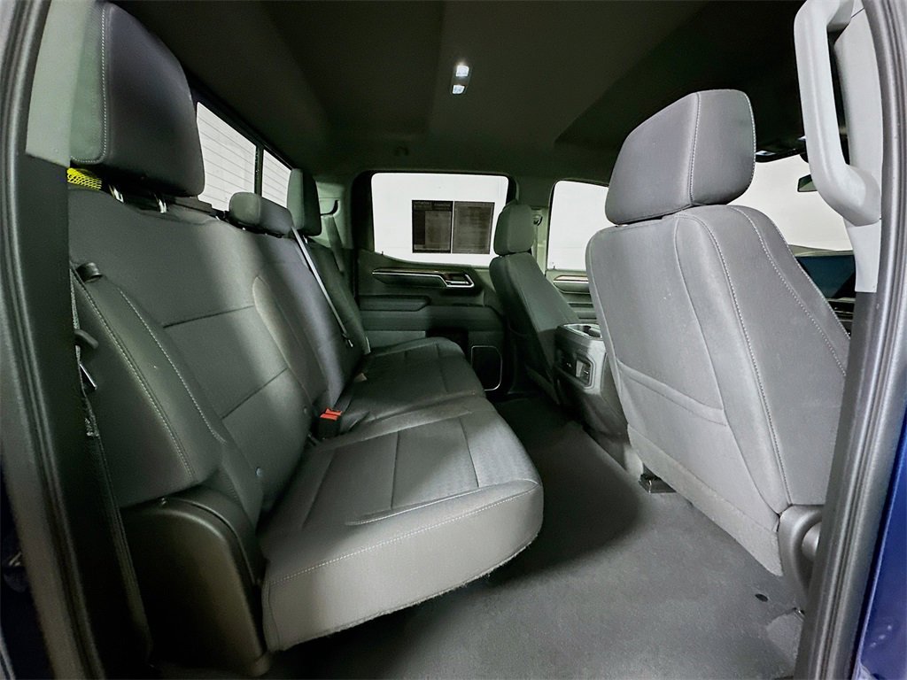 Used 2022 Chevrolet Silverado 1500 RST w/ Convenience Package II image 9