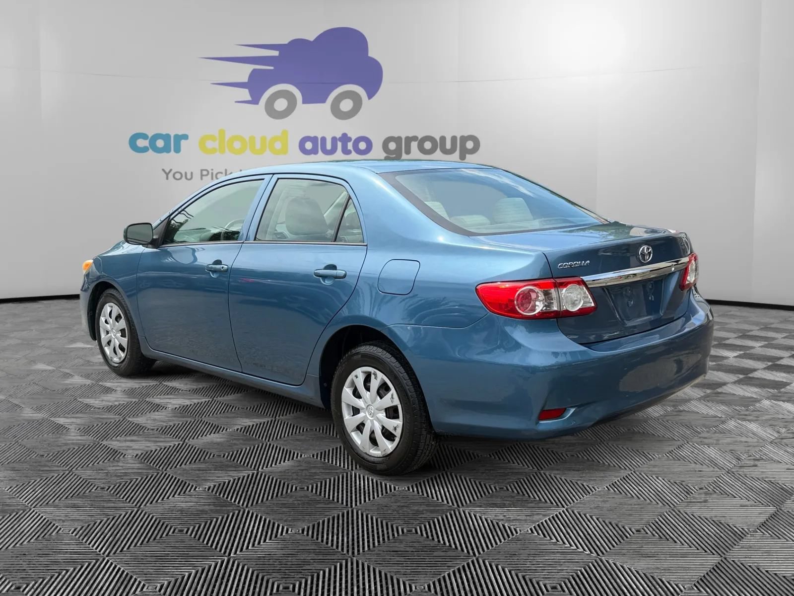 Used 2012 Toyota Corolla L FWD image 3