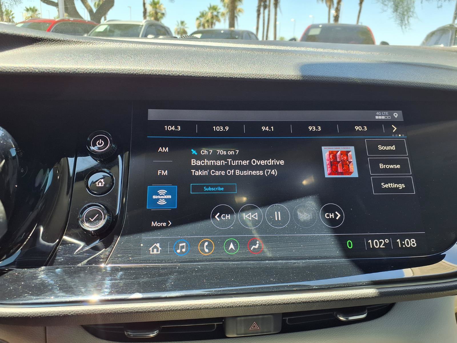 Used 2021 Buick Envision Avenir w/ Technology Package II FWD image 22