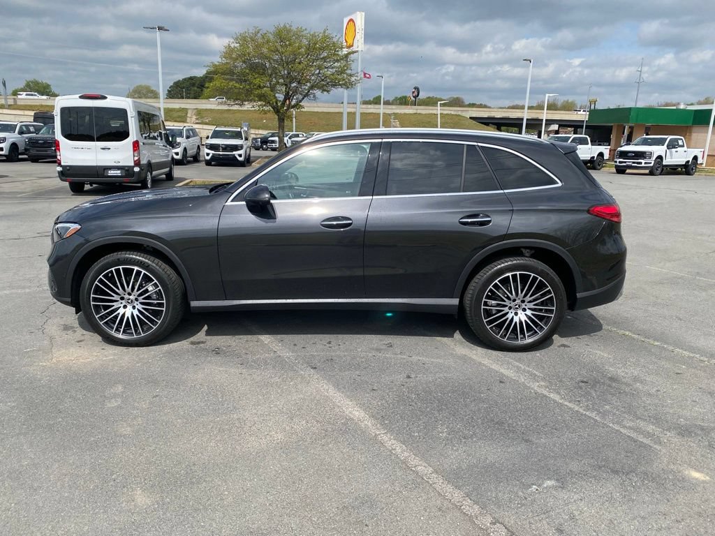 Used 2024 Mercedes-Benz GLC 300 image 6