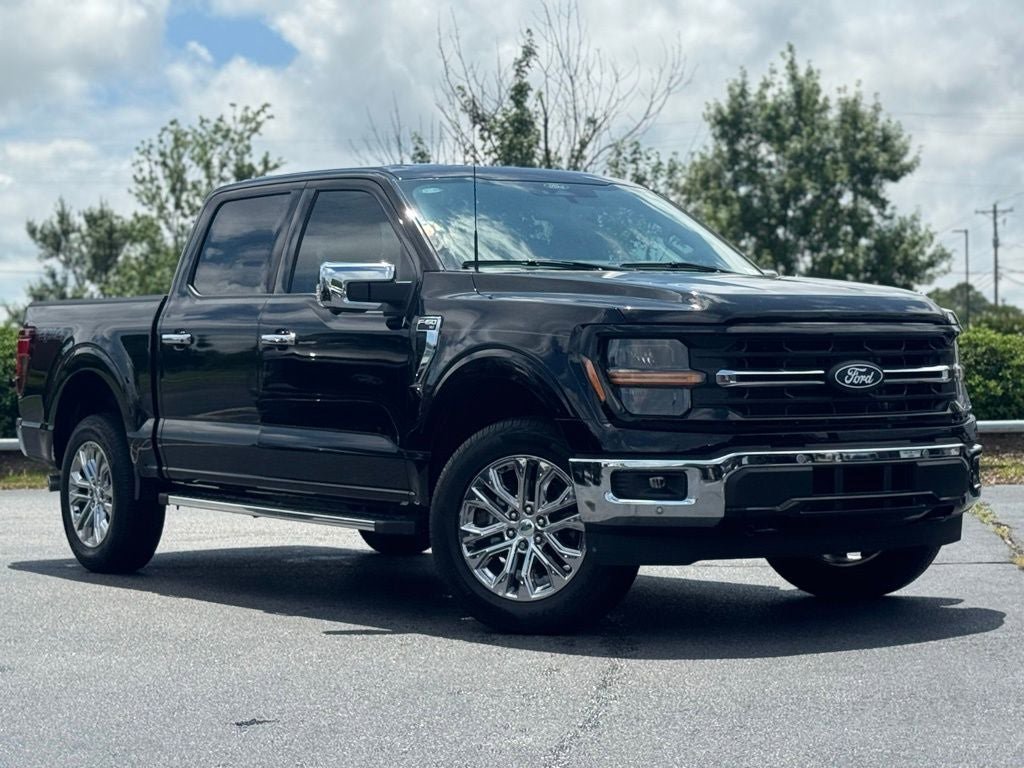 New 2025 Ford F150 XLT w/ Equipment Group 302A MID image 3