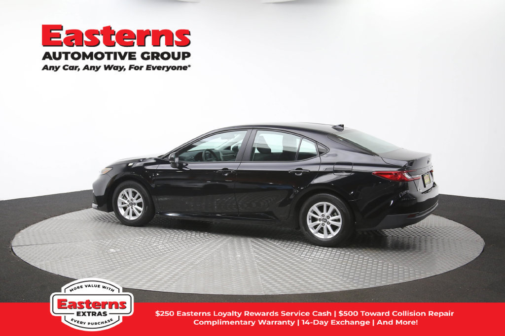 Used 2026 Toyota Camry LE FWD image 63
