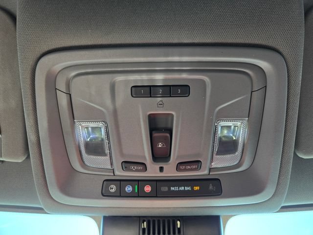 Used 2023 Chevrolet Silverado 1500 LTZ AWD/4WD image 28