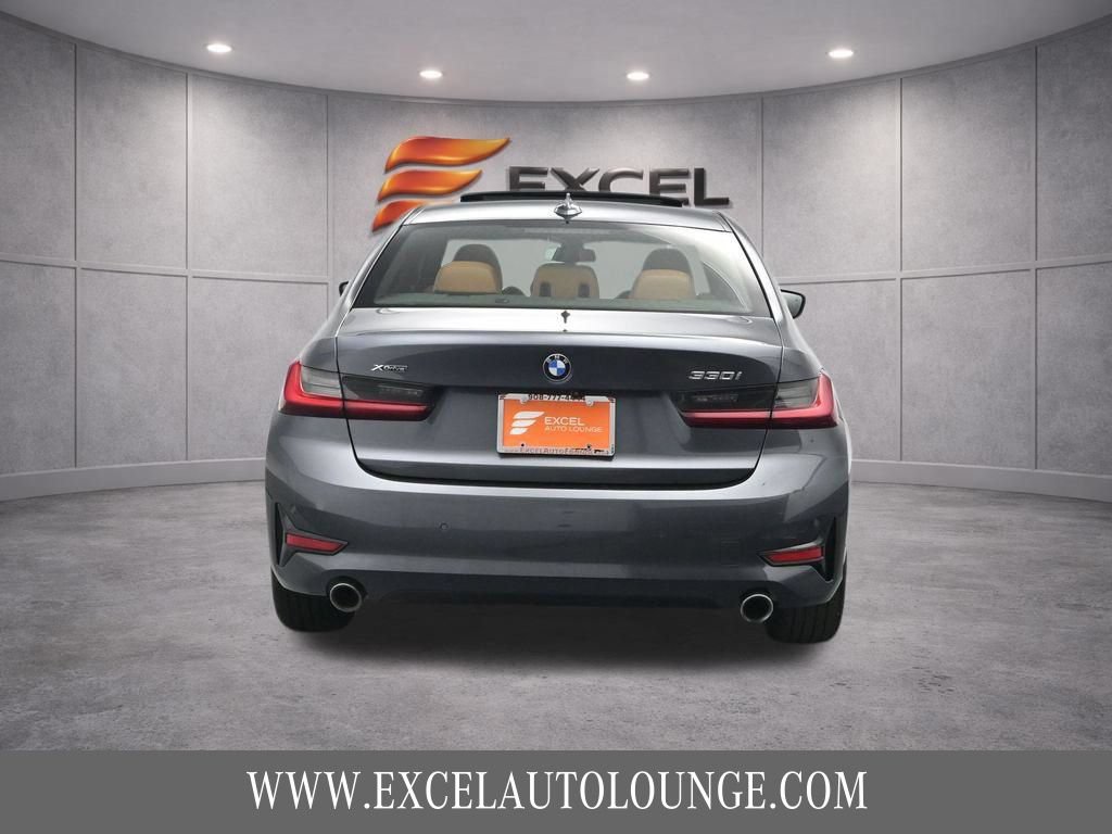 Used 2022 BMW 330i xDrive Sedan w/ Driving Assistance Package AWD/4WD image 7