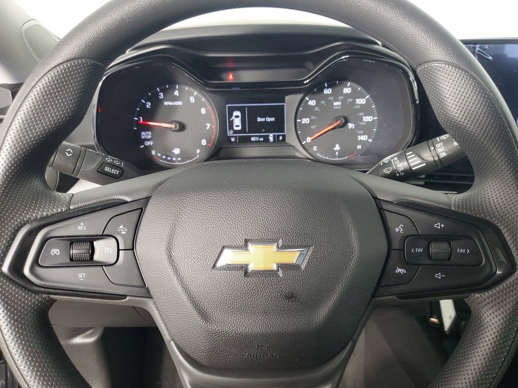 Used 2026 Chevrolet Trax LS w/ LS Convenience Package image 22