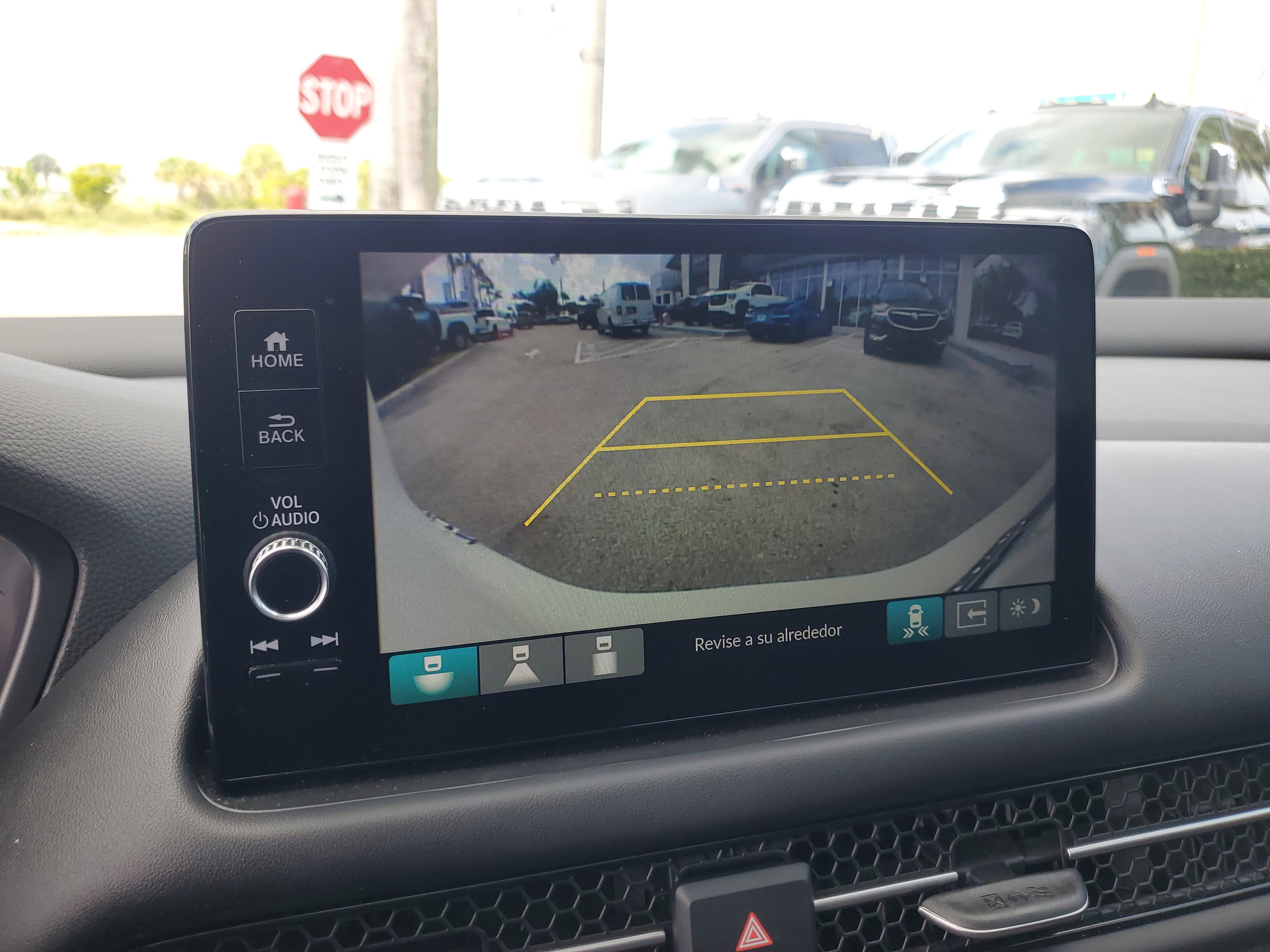 Used 2023 Honda HR-V EX-L image 10