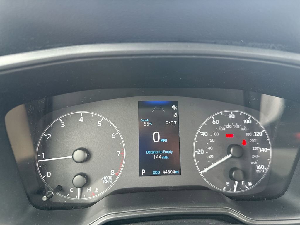 Used 2023 Toyota Corolla Cross L image 10