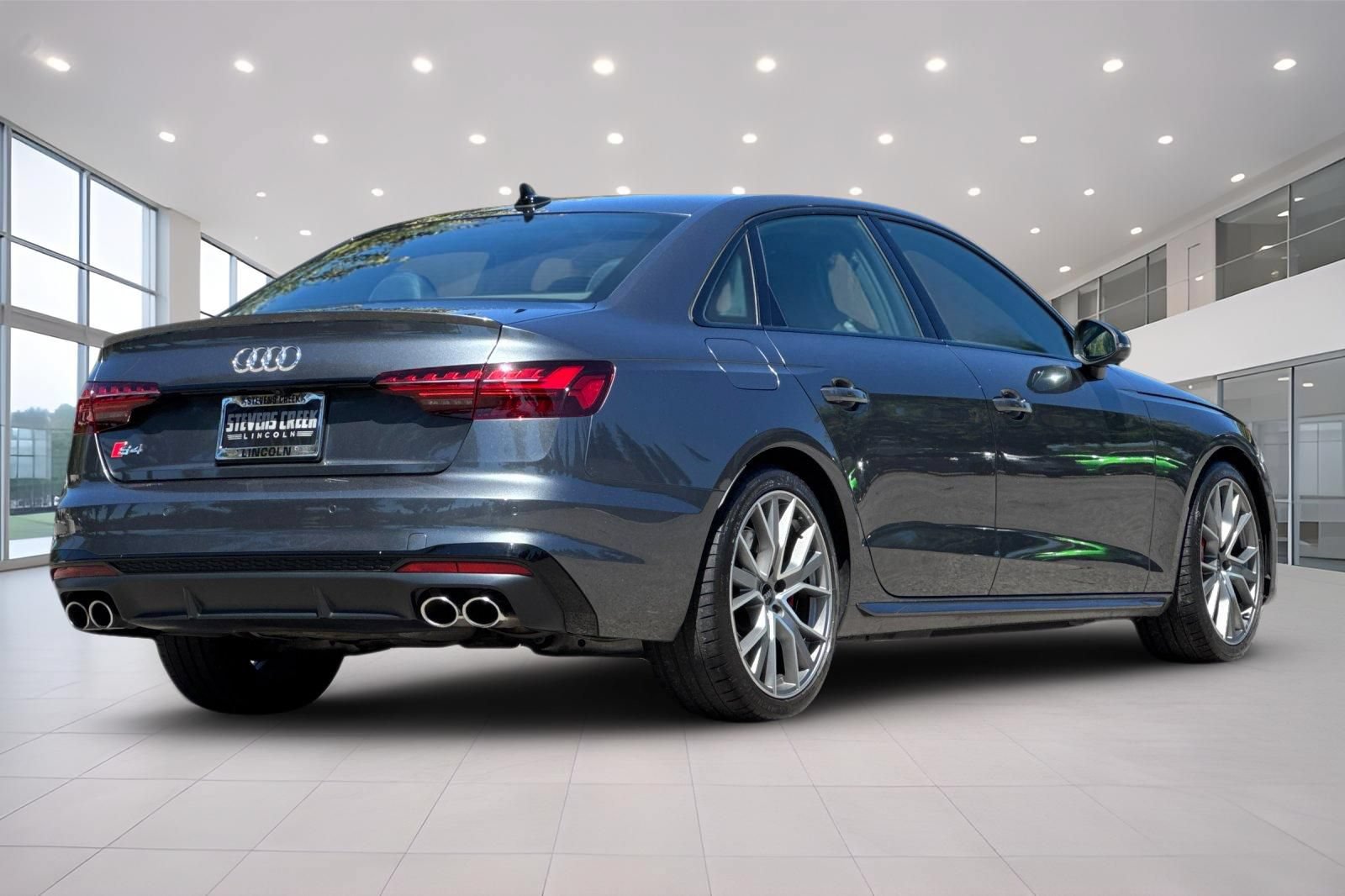 Used 2021 Audi S4 Premium Plus w/ Premium Plus Package AWD/4WD image 4