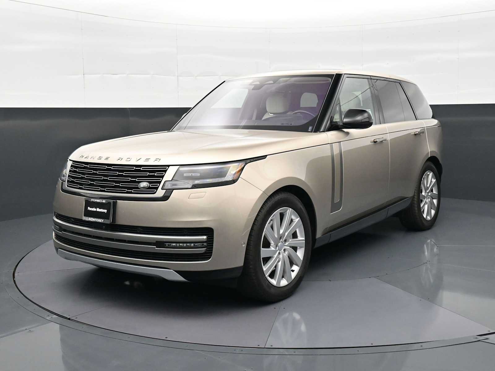 Used 2023 Land Rover Range Rover SE AWD/4WD video 1
