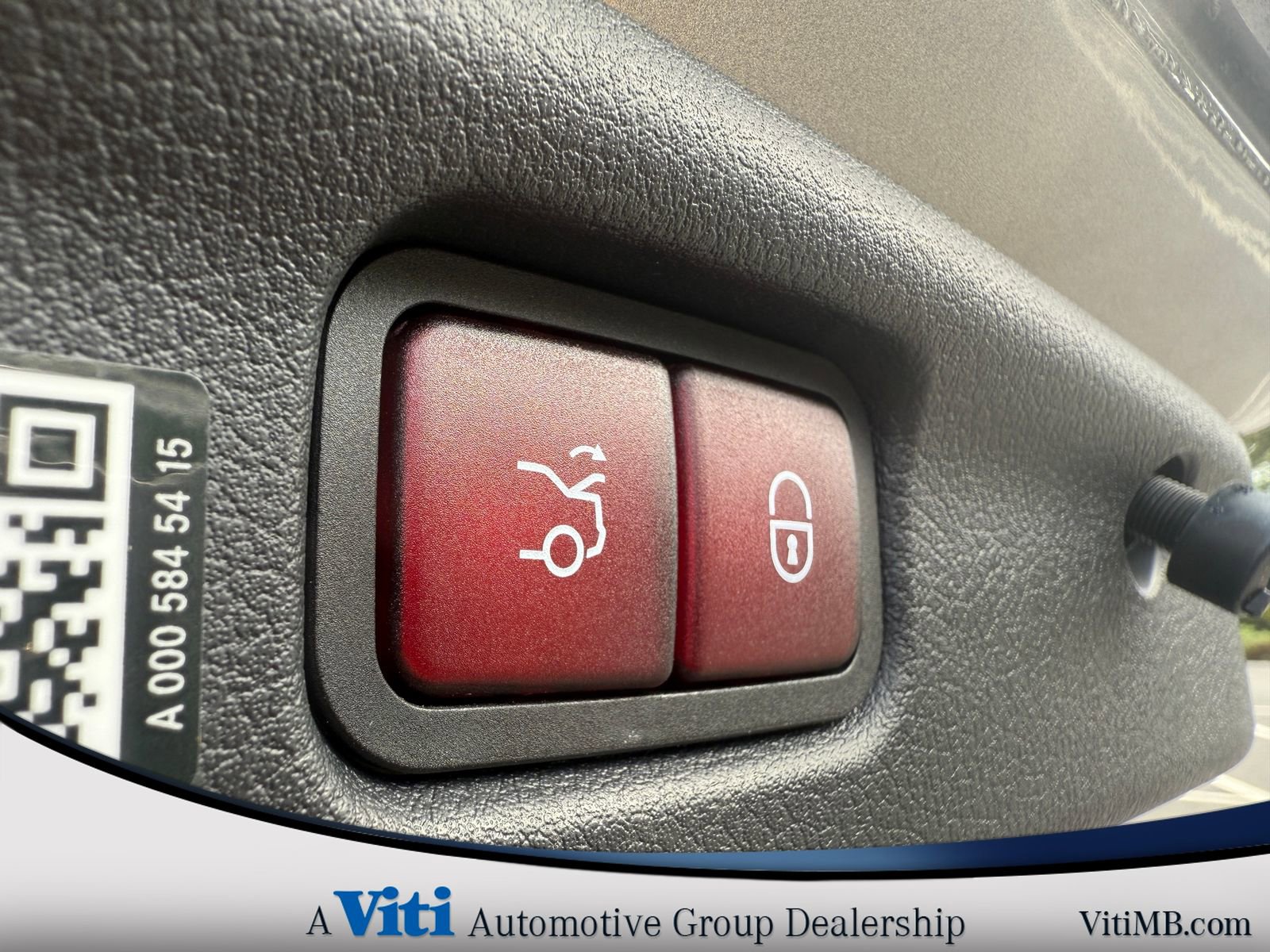 Used 2024 Mercedes-Benz C 300 C 300 image 25