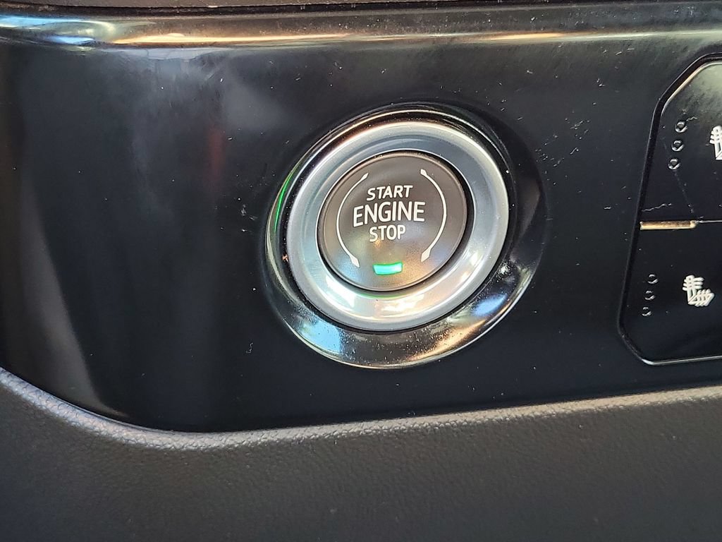 Used 2023 GMC Sierra 1500 Elevation RWD image 17
