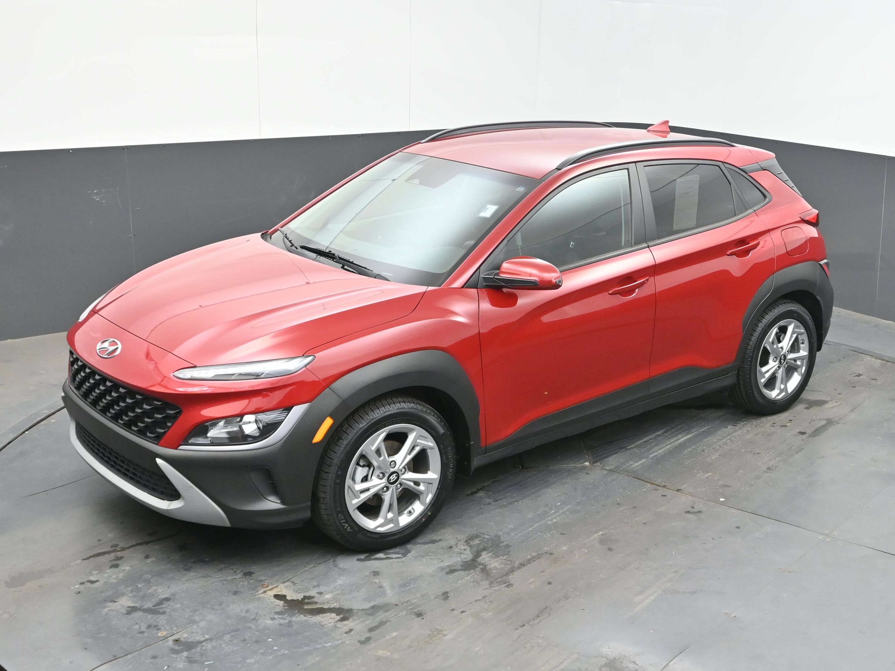 Used 2022 Hyundai Kona SEL w/ Cargo Package FWD image 34